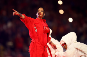 <strong>The Top 5 Past Super Bowl Halftime Performances</strong>